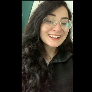 Meet your Posher, Bianca